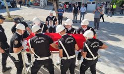 Görev başında hayatını kaybeden polis memuru toprağa verildi