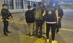 Afyonkarahisar kaçak göçmen operasyonu: 2 adrese eş zamanlı baskın!