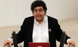 CHP'deki görevinden azledildi: 'Benim için demokrasi madalyasıdır'