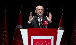 CHP'de gözler saat 13.00'te: Gündem ihraç kararları ve kurultay