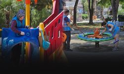 Gönüllü doğaseverler sahada: Karşıyaka’da "Temiz Park" hareketi