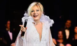 Usta sanatçı Emel Sayın'dan sevenlerini üzen haber!