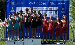 İzmir'e Balkan Triatlon Şampiyonası'nda gümüş madalya