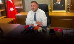 İl Başkanı Gümrükçü’den birbirinden çarpıcı açıklamalar: Kan dökmeden CHP'yi teslim aldık!