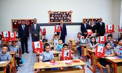 İzmir'de 733 bin 305 öğrenci karne aldı
