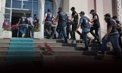 İzmir'de göçmen kaçakçılığı operasyonu: Çok sayıda tutuklama!