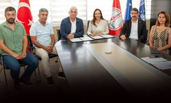 Karşıyaka'da TİS sevinci: İmzalar atıldı!