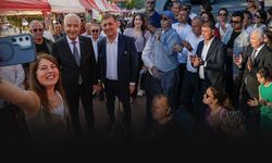 Tugay’dan Kemalpaşa çıkarması... Vatandaşla buluştu, gençlere seslendi