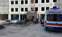 Uşak'ta fabrikanın çatısından düşen tekniker yaralandı
