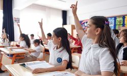Okullarda yeni dönem başladı! Öğrenci ve velileri neler bekliyor?