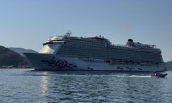 'Aroya' kruvaziyeri Marmaris'e 3 bin 210 turist getirdi
