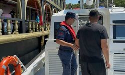 Fethiye açıklarında teknelerde rahatsızlanan 2 kişi tahliye edildi