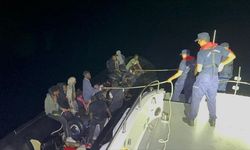 İzmir açıklarında kaçak avı: 32 düzensiz göçmen yakalandı