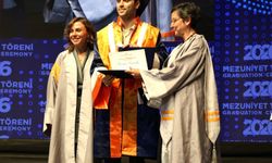 İEÜ'lü Kerem'e Avrupa'dan kabul