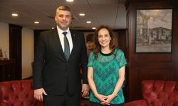 Karşıyaka'da belediyeyle salon görüşmesi yapıldı