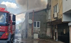 Yangında 3 ev kullanılamaz hale geldi; şüpheli gözaltında