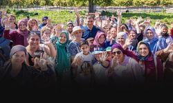 İzmir’in üreten kadınları Başkan Tugay ile buluştu: “Bostanları daha da büyüteceğiz”