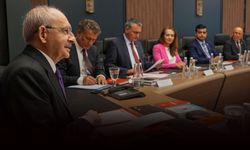 Güç’ten Kılıçdaroğlu ve ekibine figüran salvosu: Kendilerini yüzde 1’in altına düşürdüler!