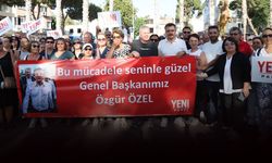 İzmir'de bir belediye daha Yeni Parti'ye geçti!
