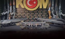 İzmir'de silah kaçakçılığı operasyonu: Ev değil cephanelik!