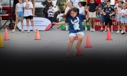 Karşıyaka'nın geleneksel "Sokak Senin Mahalle Olimpiyatları" başladı