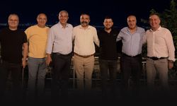 CHP'li ilçe başkanları yemekte buluştu... Özel'den tele mesaj!