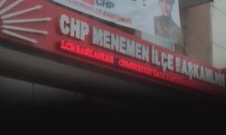 CHP Menemen'den toplu istifa... İlçe başkanı ve 12 meclis üyesi bıraktı!