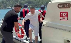 Muğla açıklarında teknelerde rahatsızlanan 2 kişiye tıbbi tahliye