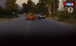 Muğla'da kaza kamerada: İki araç çarpıştı, ortalık karıştı