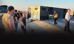 Kontrolden çıkan yolcu otobüsü devrildi...  31 kişi yaralandı