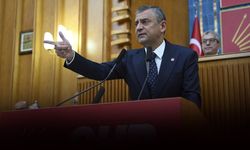 Özgür Özel, CHP Grubu'na veda etti: Yeni partiyi hep birlikte kuruyoruz