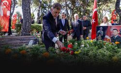 İzmir, 15 Temmuz şehitlerini dualarla andı!