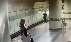 Görme engelli genç metro raylarına düştü