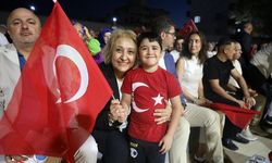 30 Ağustos coşkusu Menderes’i sardı!