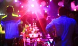 Gece kulübü sahibine 'suç örgütü övmek'ten tutuklama
