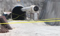 Adana'da içme suyu projesi çalışmasında göçük