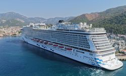'Aroya' kruvaziyeriyle Marmaris'e 3 bin 633 turist geldi