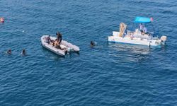 Kuşadası'nda deniz dibi temizliği