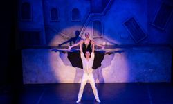 'Zorba' balesi Bodrum'da tarihi kalede sahnelendi