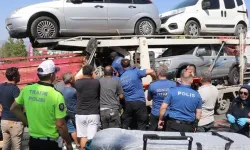 Çekici ile kamyonet çarpıştı: 2 sürücü hastanelik!