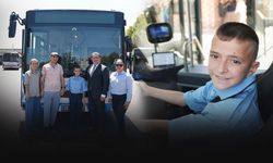 ESHOT'un en özel şoförü: 12 yaşındaki Edip hayaline kavuştu!