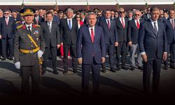İzmir’de 30 Ağustos coşkusu: Cumhuriyet Meydanı’nda zafer gururu