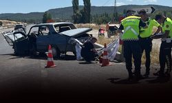 Kütahya'da feci kaza: 1 ölü, 1'i çocuk 4 yaralı