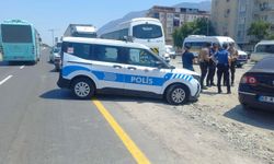 Trafikte yol verme kavgası kanlı bitti: 5 yerinden bıçakladı!
