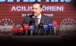 AK Partili Kaya'dan İEF'e 'kimlik' eleştirisi: Bir haftalık yaz eğlencesine dönüştü!