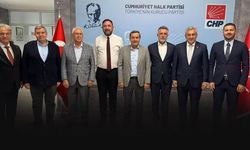 CHP İzmir’de deneyimli isimlerden partiye destek... Eski başkanlar sahaya iniyor!