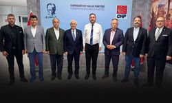 CHP İzmir’de deneyimli isimler omuz omuza: Önceki dönem il başkanları sahaya çıkıyor