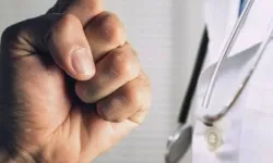 Hastane bahçesinde doktora darp: Saldırgan serbest bırakıldı