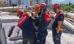İzmir İtfaiyesi ağır arama kurtarmada güçleniyor