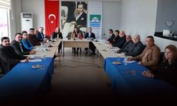 İzmir'de yerel siyaset fokur fokur... Foça'da CHP'li meclis üyeleri istifa etti!